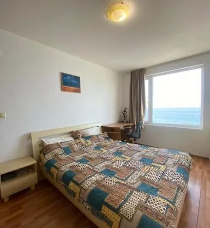 Apartment Havana And Mountain Views Sveti Vlas