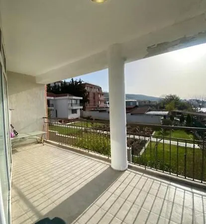 Havana And Mountain Views Apartment Sveti Vlas